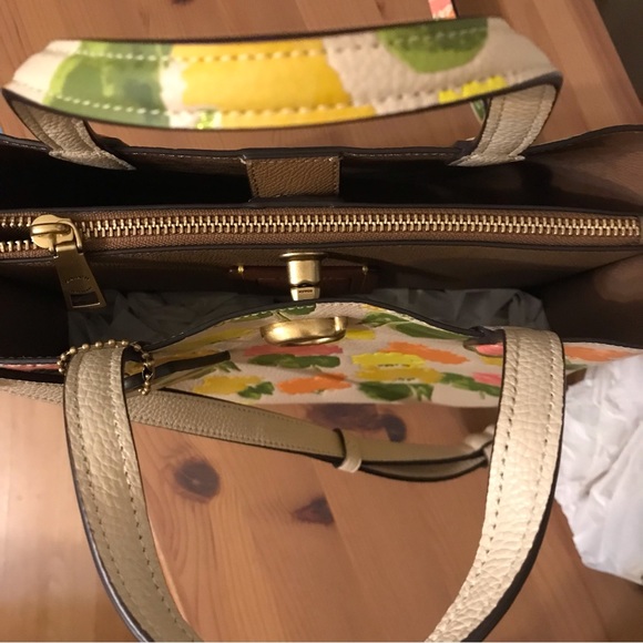 🌸🌿 Coach Willow Tote 24 With Floral Print - Picture 13 of 14